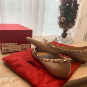 Valentino rockstud patent leather ballarina shoes